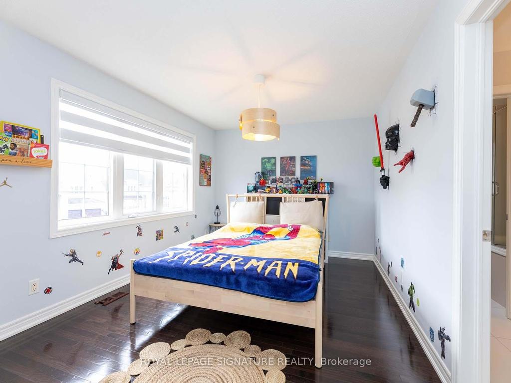 









18


Lady Valentina

Avenue,
Vaughan,




ON
L6A 0E4

