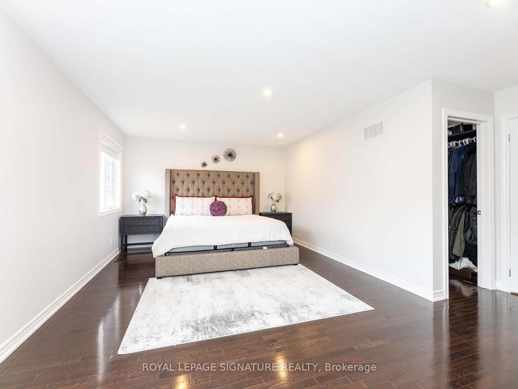









18


Lady Valentina

Avenue,
Vaughan,




ON
L6A 0E4

