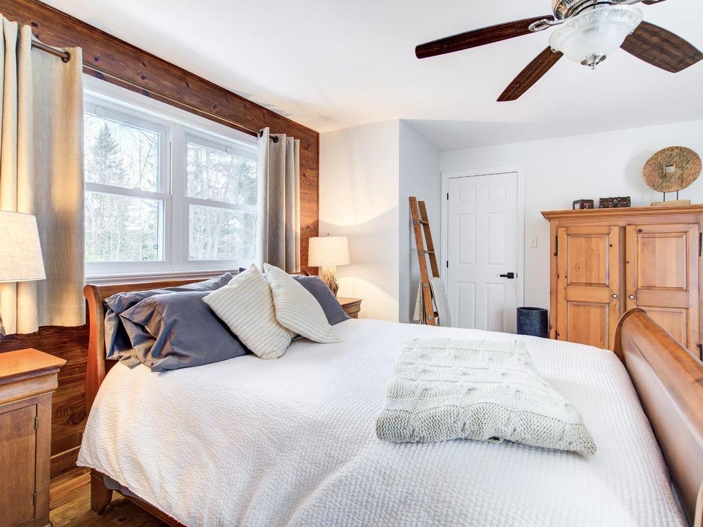 









72


Ch. Alpino

,
Morin-Heights,




QC
J0R1H0

