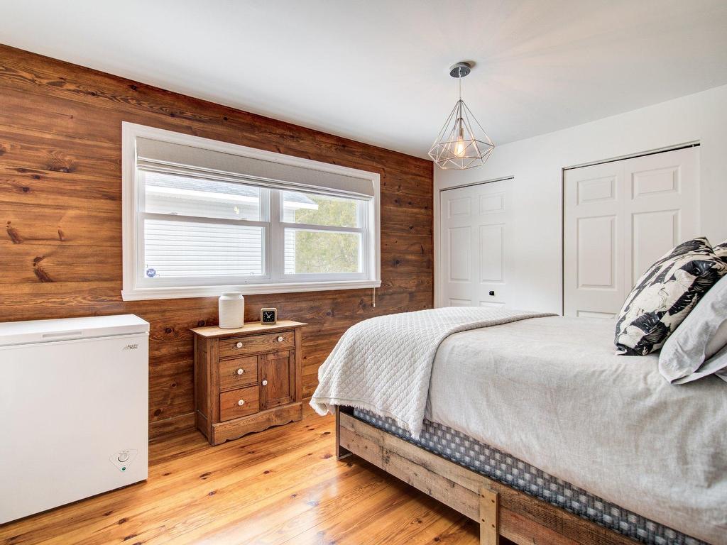 









72


Ch. Alpino

,
Morin-Heights,




QC
J0R1H0

