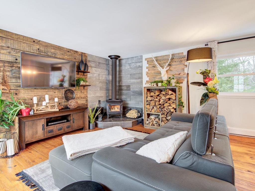 









72


Ch. Alpino

,
Morin-Heights,




QC
J0R1H0

