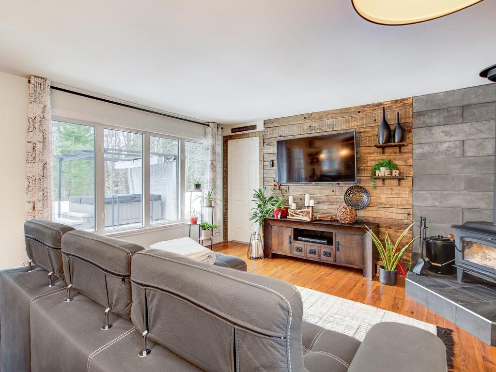 









72


Ch. Alpino

,
Morin-Heights,




QC
J0R1H0


