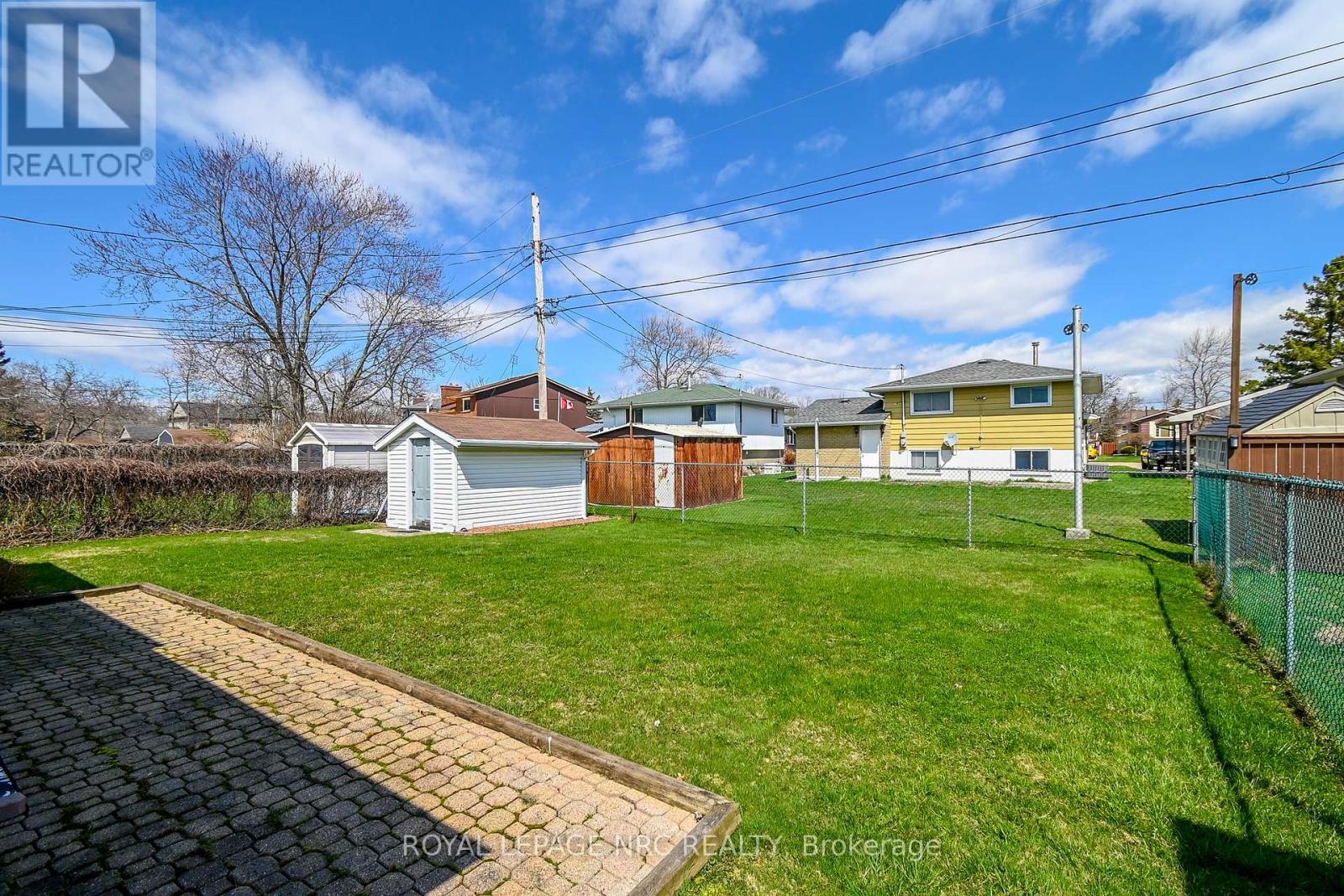 












37 MICHAEL DRIVE S

,
Port Colborne (Sugarloaf),




Ontario
L3K3C3

