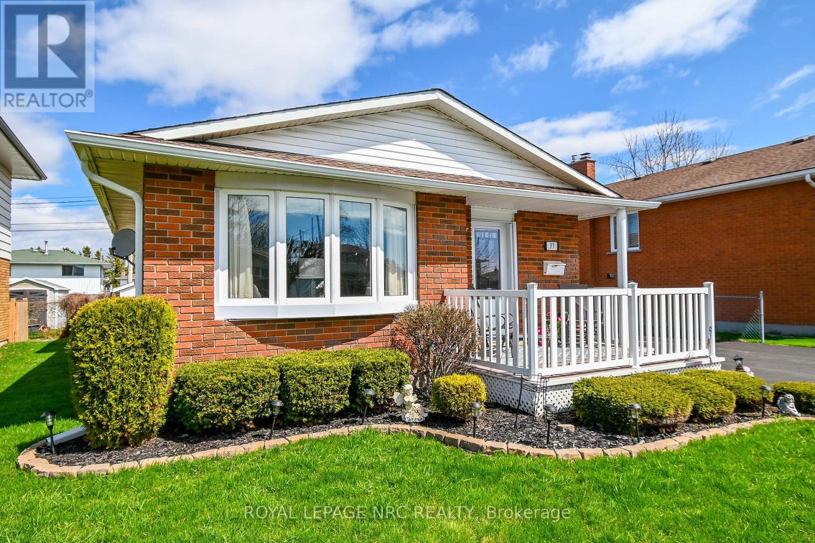 












37 MICHAEL DRIVE S

,
Port Colborne (Sugarloaf),




Ontario
L3K3C3

