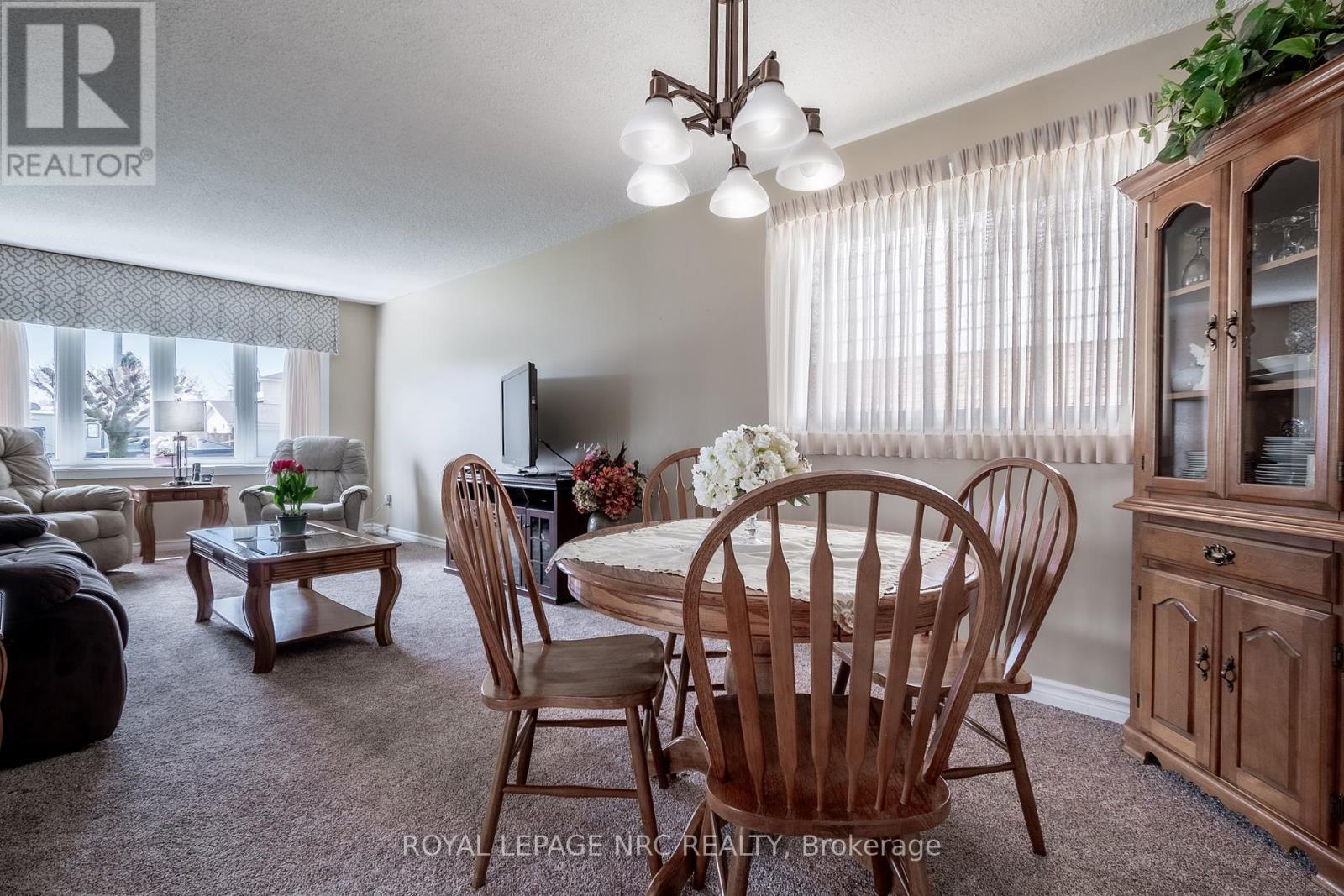 












37 MICHAEL DRIVE S

,
Port Colborne (Sugarloaf),




Ontario
L3K3C3

