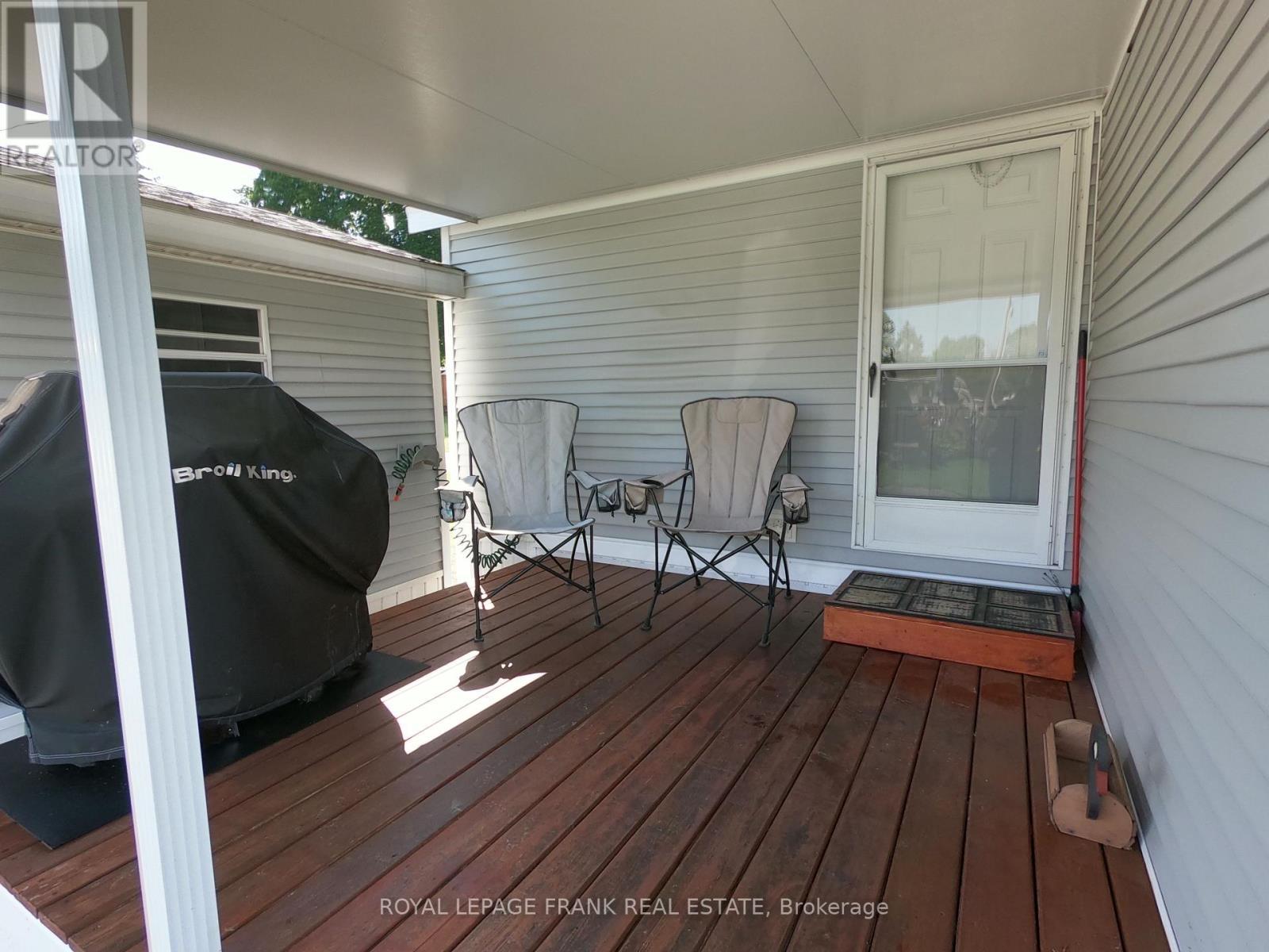












14 PIONEER DRIVE

,
Otonabee-South Monaghan,




Ontario
K0L2G0

