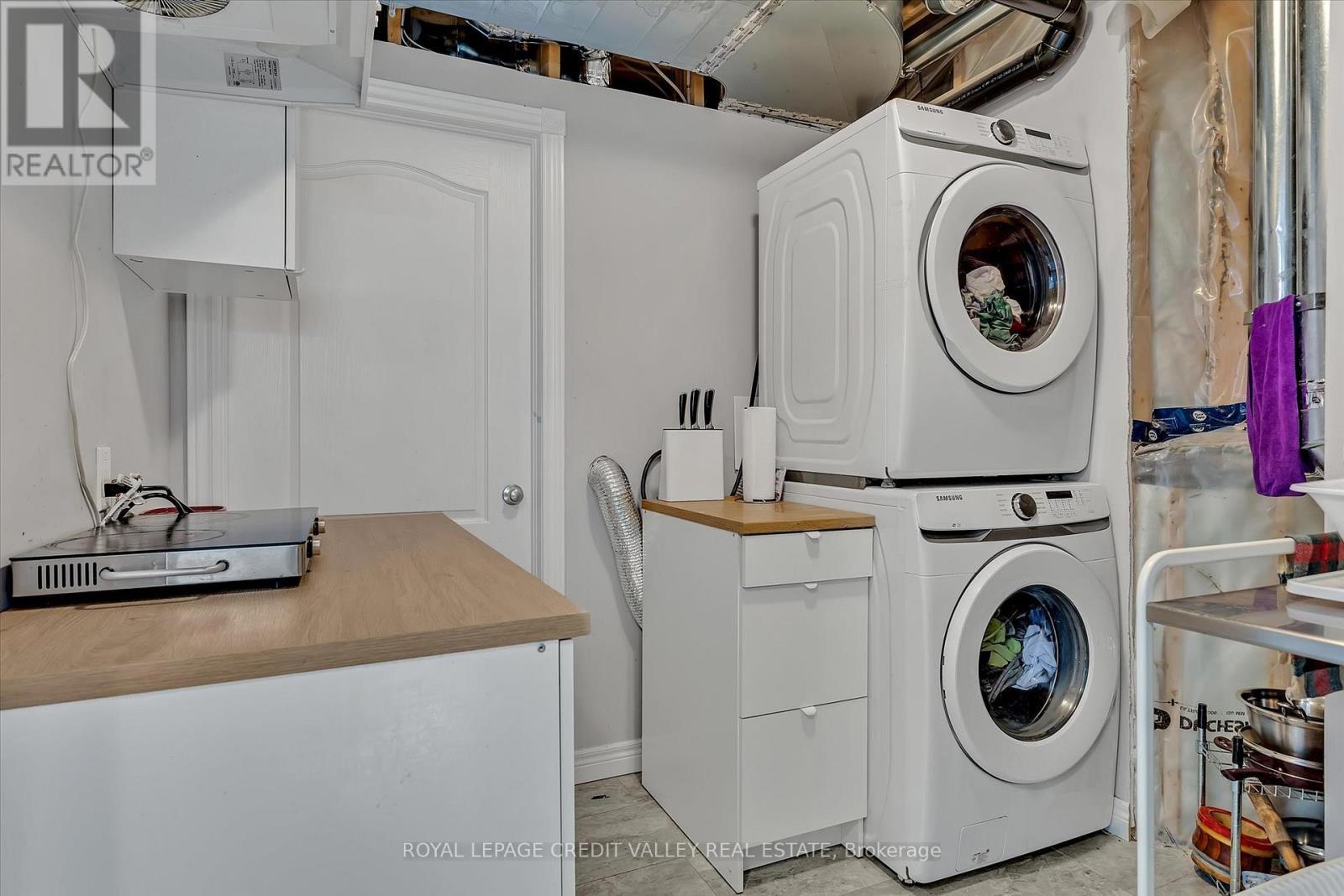 












607 LEMAY GROVE E

,
Smith-Ennismore-Lakefield,




Ontario
K9K0H1

