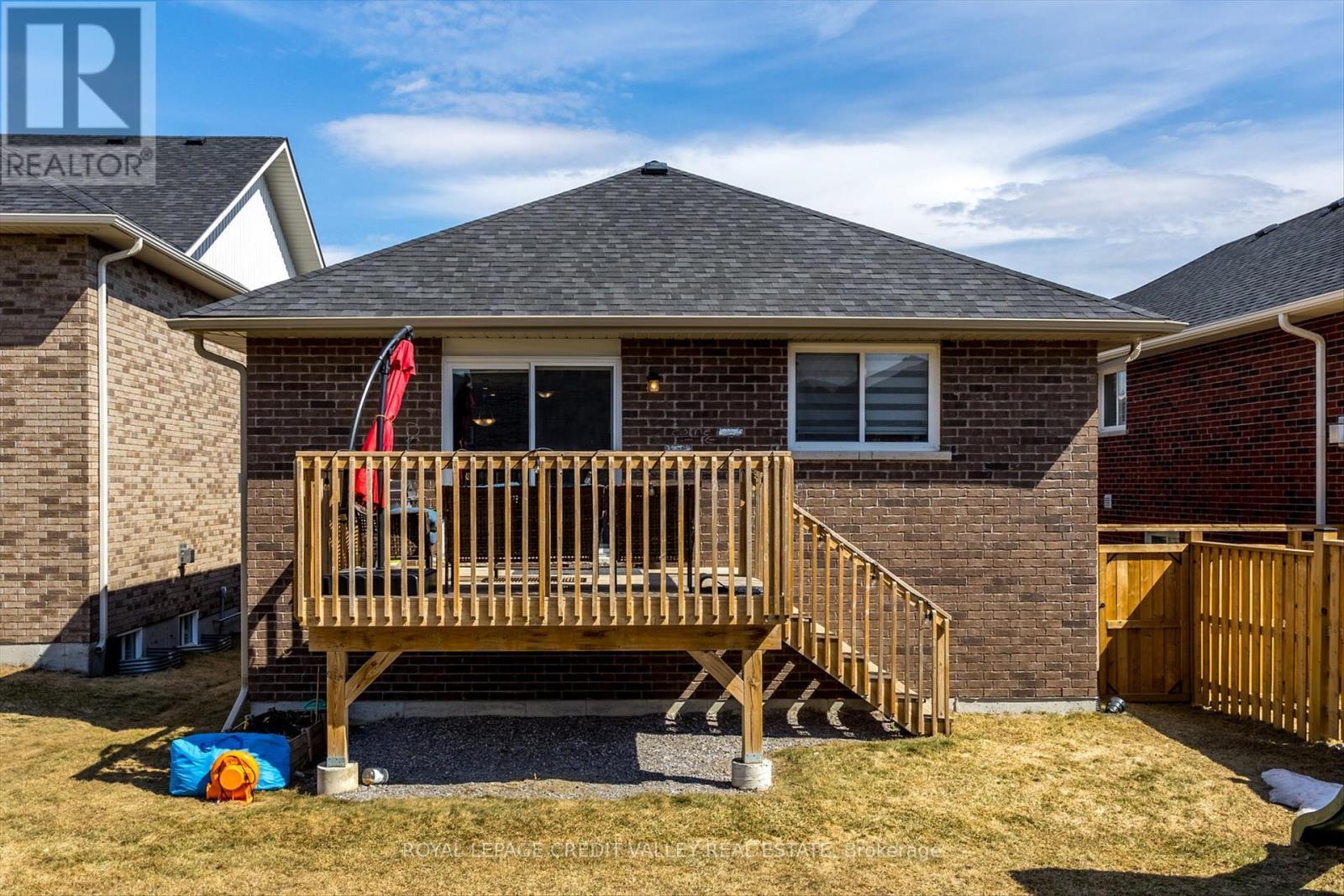 












607 LEMAY GROVE E

,
Smith-Ennismore-Lakefield,




Ontario
K9K0H1

