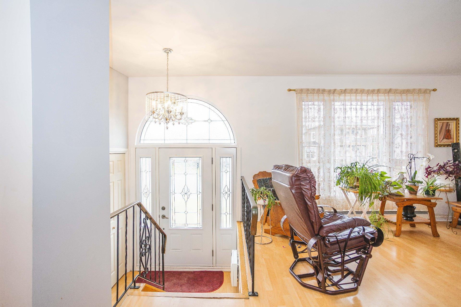 









1790


109e Rue

,
Shawinigan,




QC
G9P2P5

