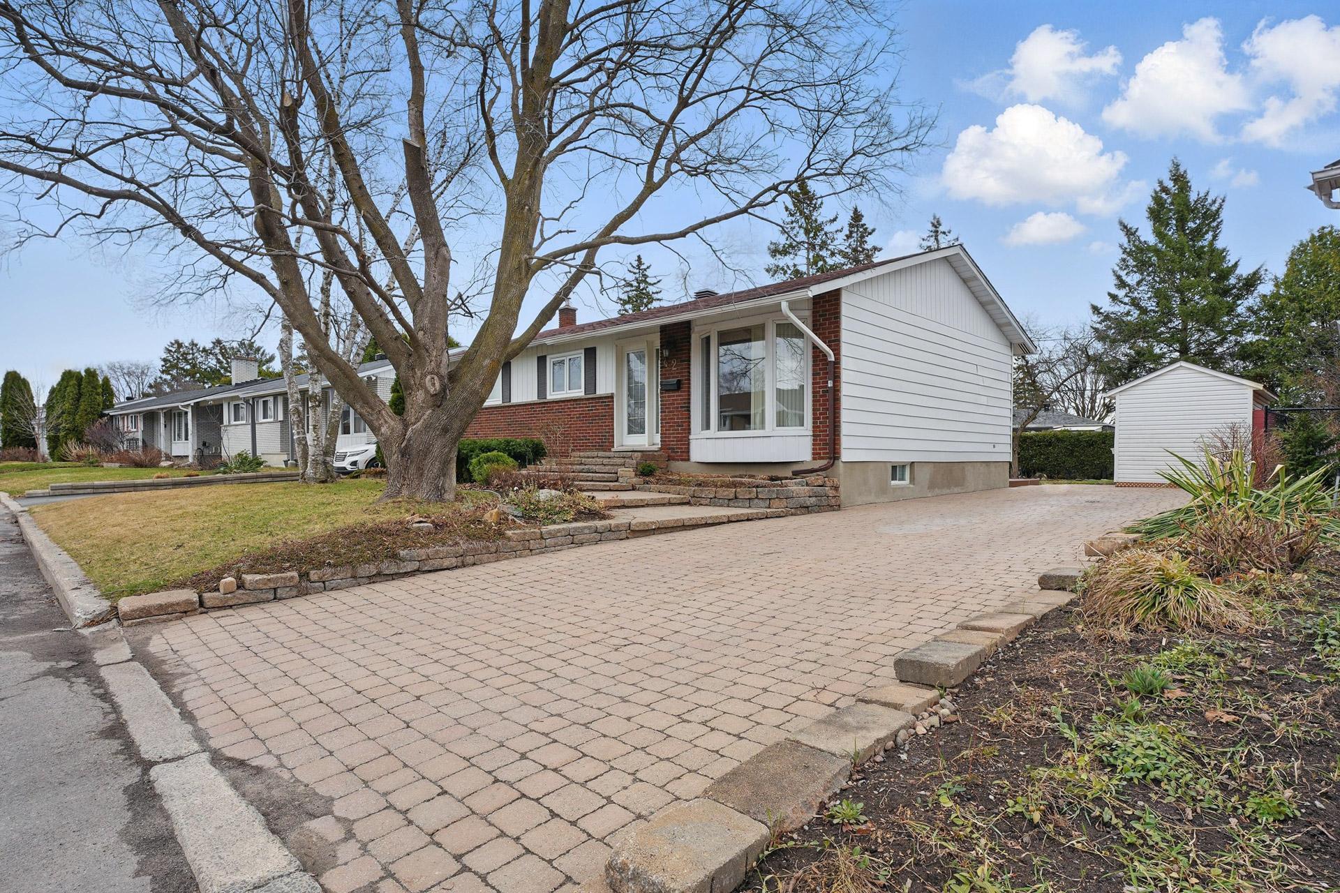 









42


Rue du Limousin

,
Gatineau (Gatineau),




QC
J8T1V5

