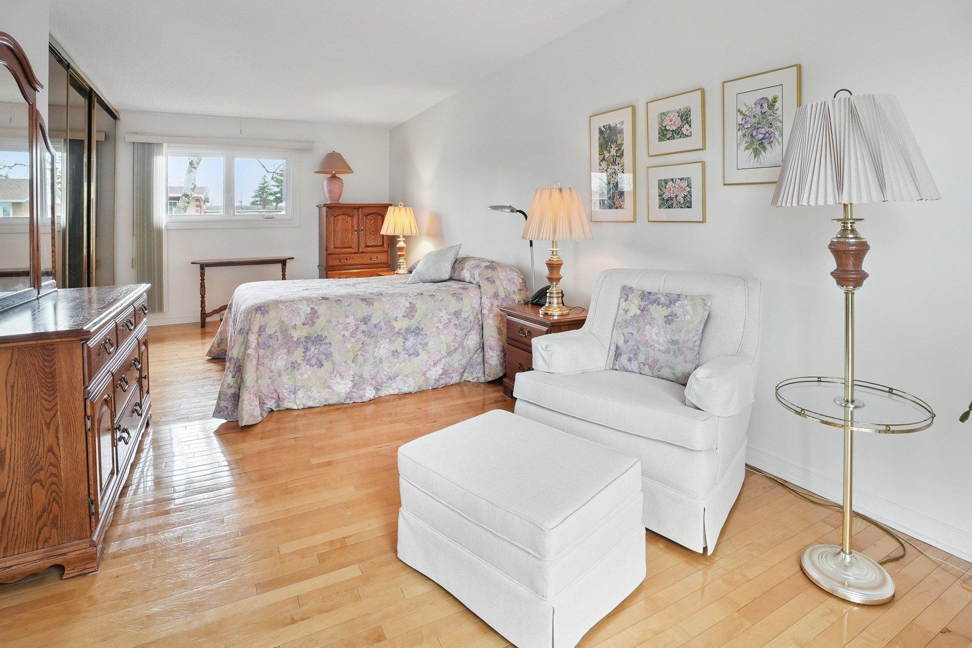 









42


Rue du Limousin

,
Gatineau (Gatineau),




QC
J8T1V5

