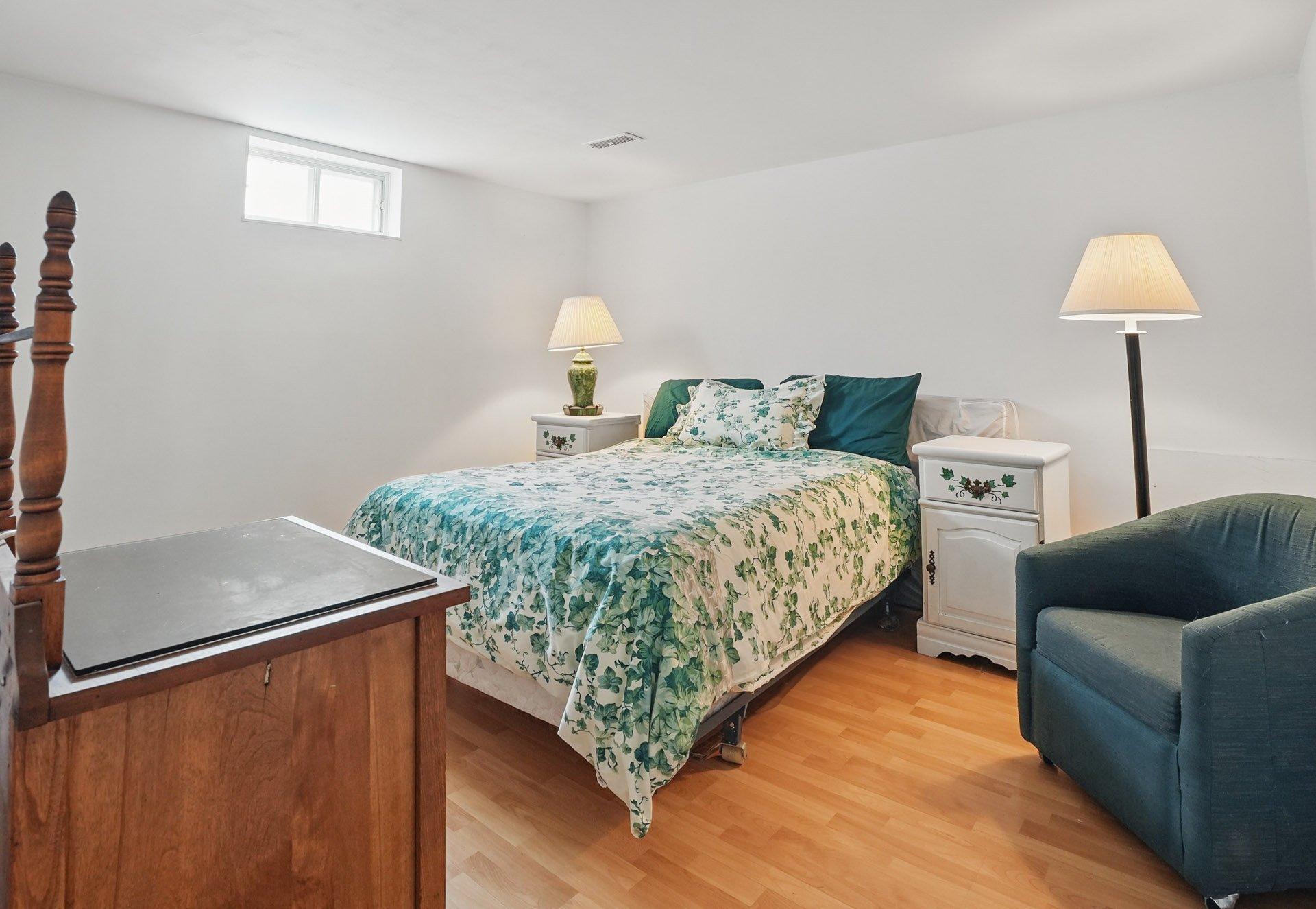 









42


Rue du Limousin

,
Gatineau (Gatineau),




QC
J8T1V5

