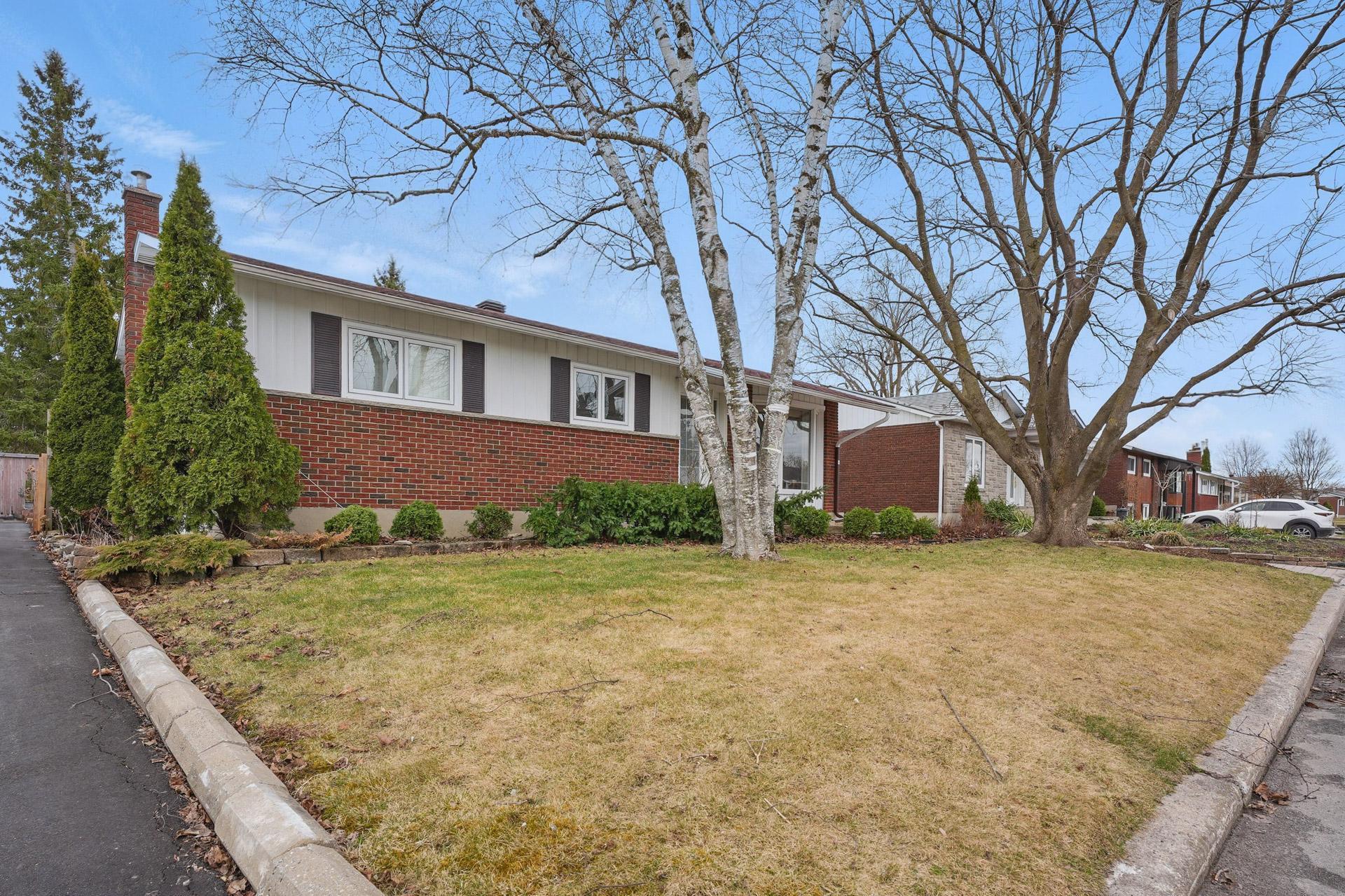 









42


Rue du Limousin

,
Gatineau (Gatineau),




QC
J8T1V5


