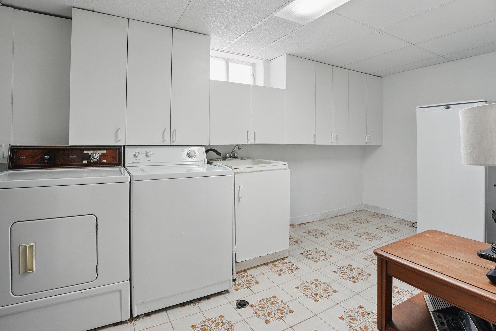 









42


Rue du Limousin

,
Gatineau (Gatineau),




QC
J8T1V5

