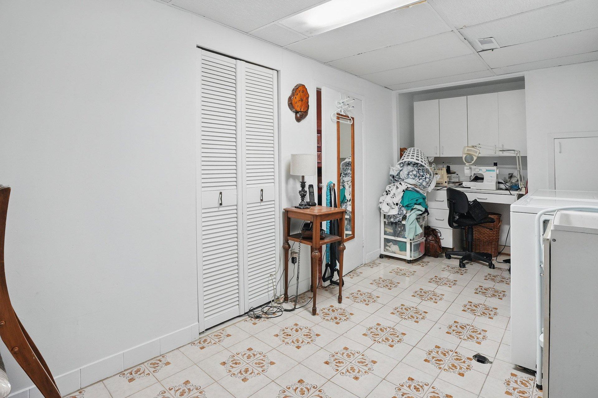 









42


Rue du Limousin

,
Gatineau (Gatineau),




QC
J8T1V5

