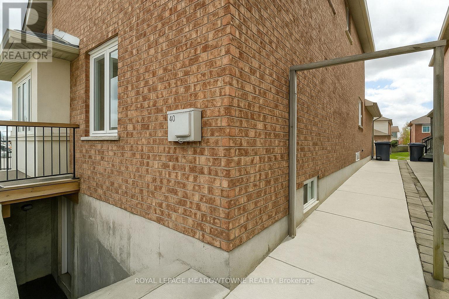 












LOWER - 6853 LISGAR DRIVE

,
Mississauga,




Ontario
L5N6V1

