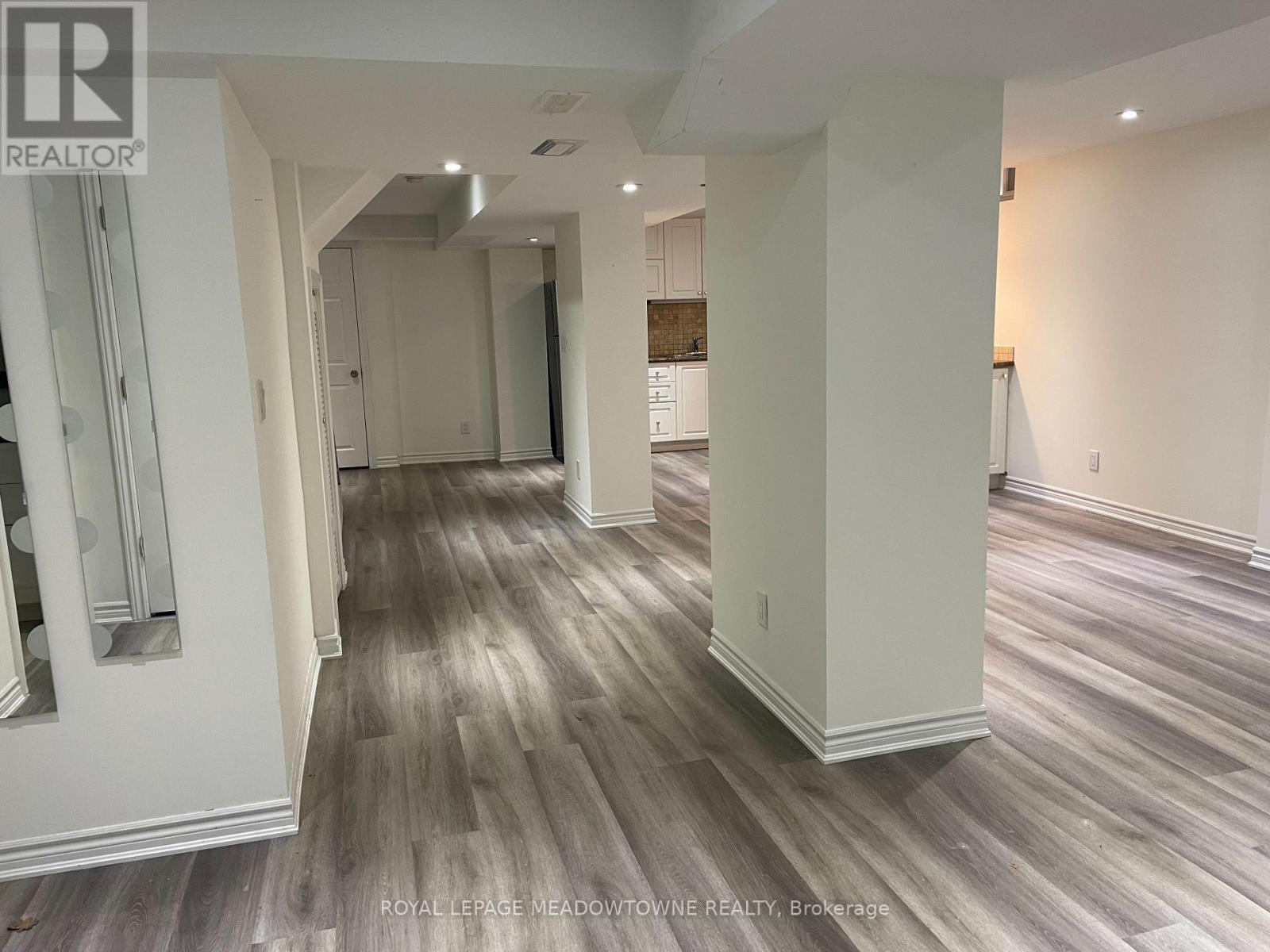 












LOWER - 6853 LISGAR DRIVE

,
Mississauga,




Ontario
L5N6V1

