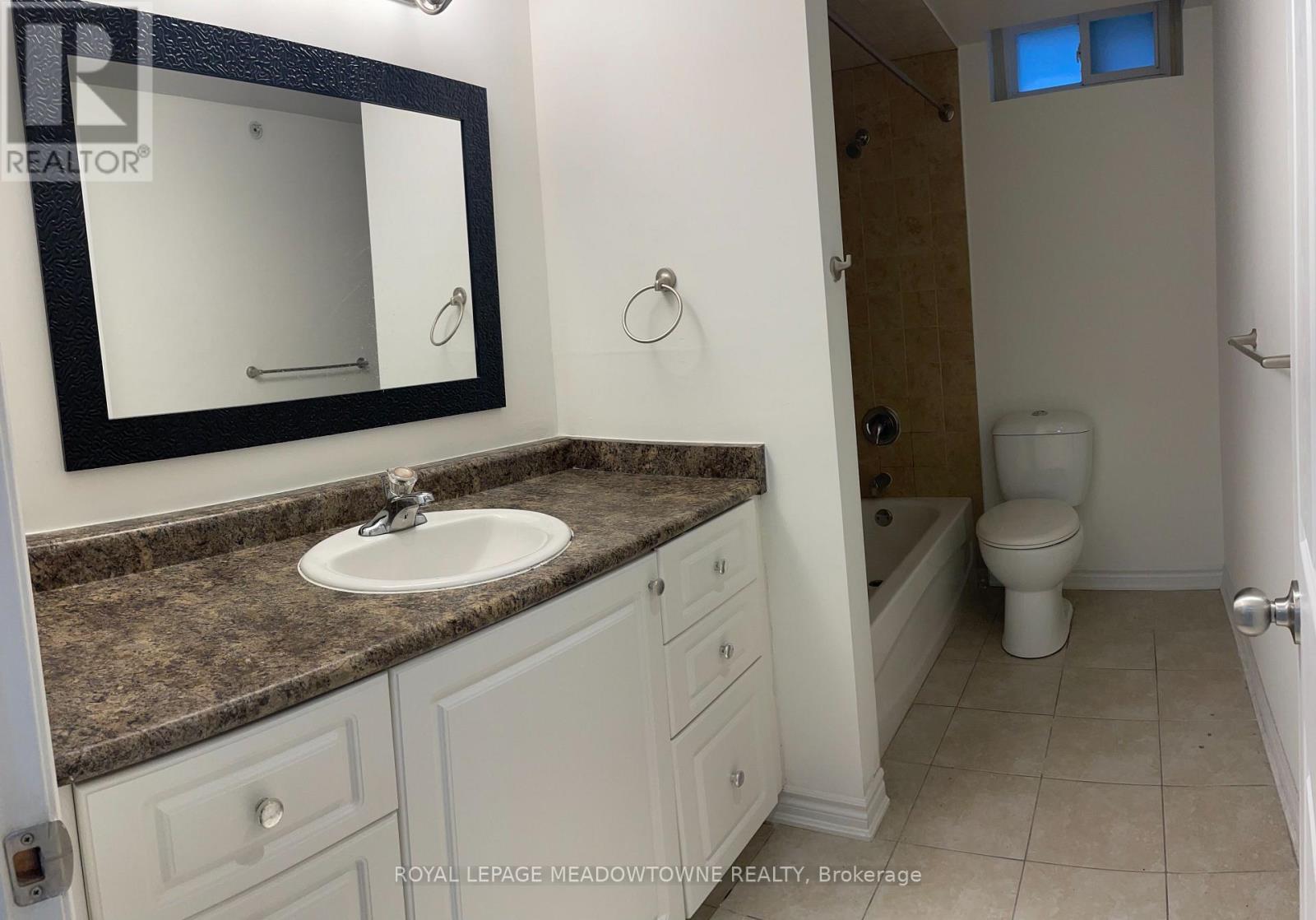 












LOWER - 6853 LISGAR DRIVE

,
Mississauga,




Ontario
L5N6V1


