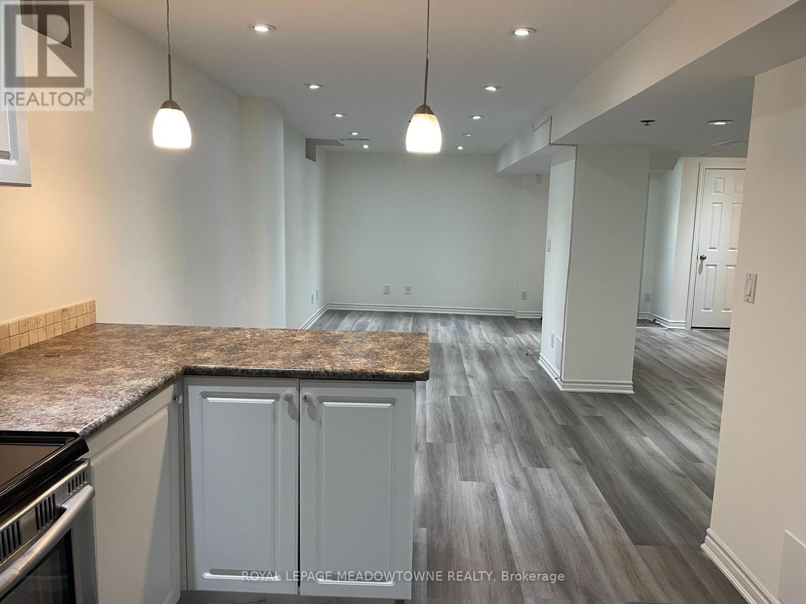 












LOWER - 6853 LISGAR DRIVE

,
Mississauga,




Ontario
L5N6V1

