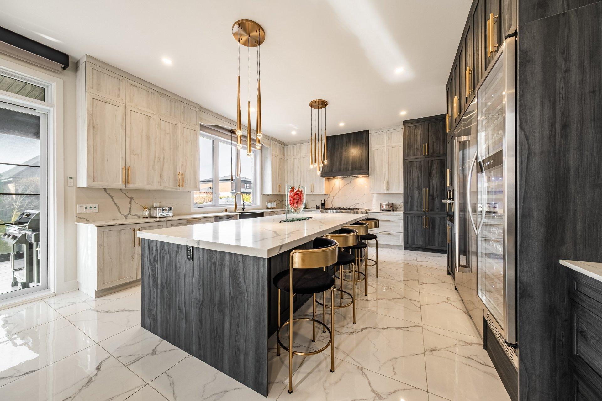 









38


Rue de l'Oiselet

,
Carignan,




QC
J3L7C3


