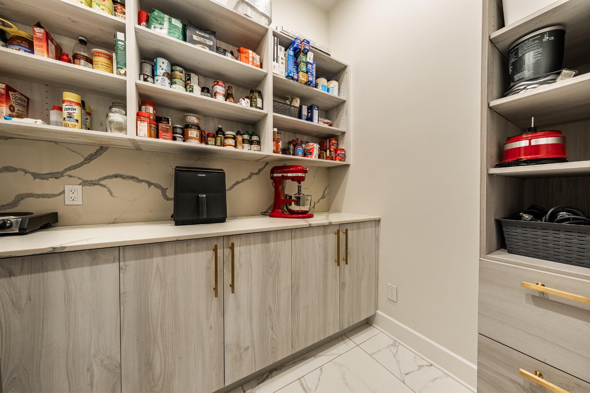 









38


Rue de l'Oiselet

,
Carignan,




QC
J3L7C3

