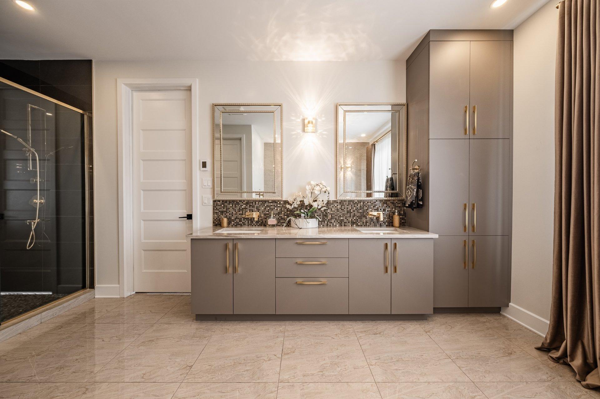 









38


Rue de l'Oiselet

,
Carignan,




QC
J3L7C3

