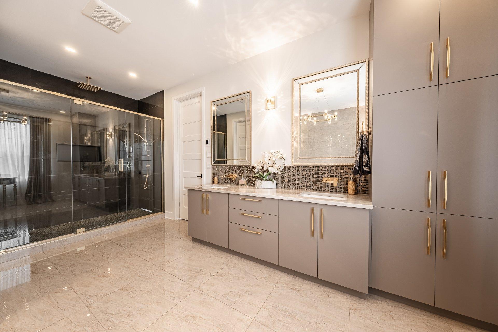 









38


Rue de l'Oiselet

,
Carignan,




QC
J3L7C3

