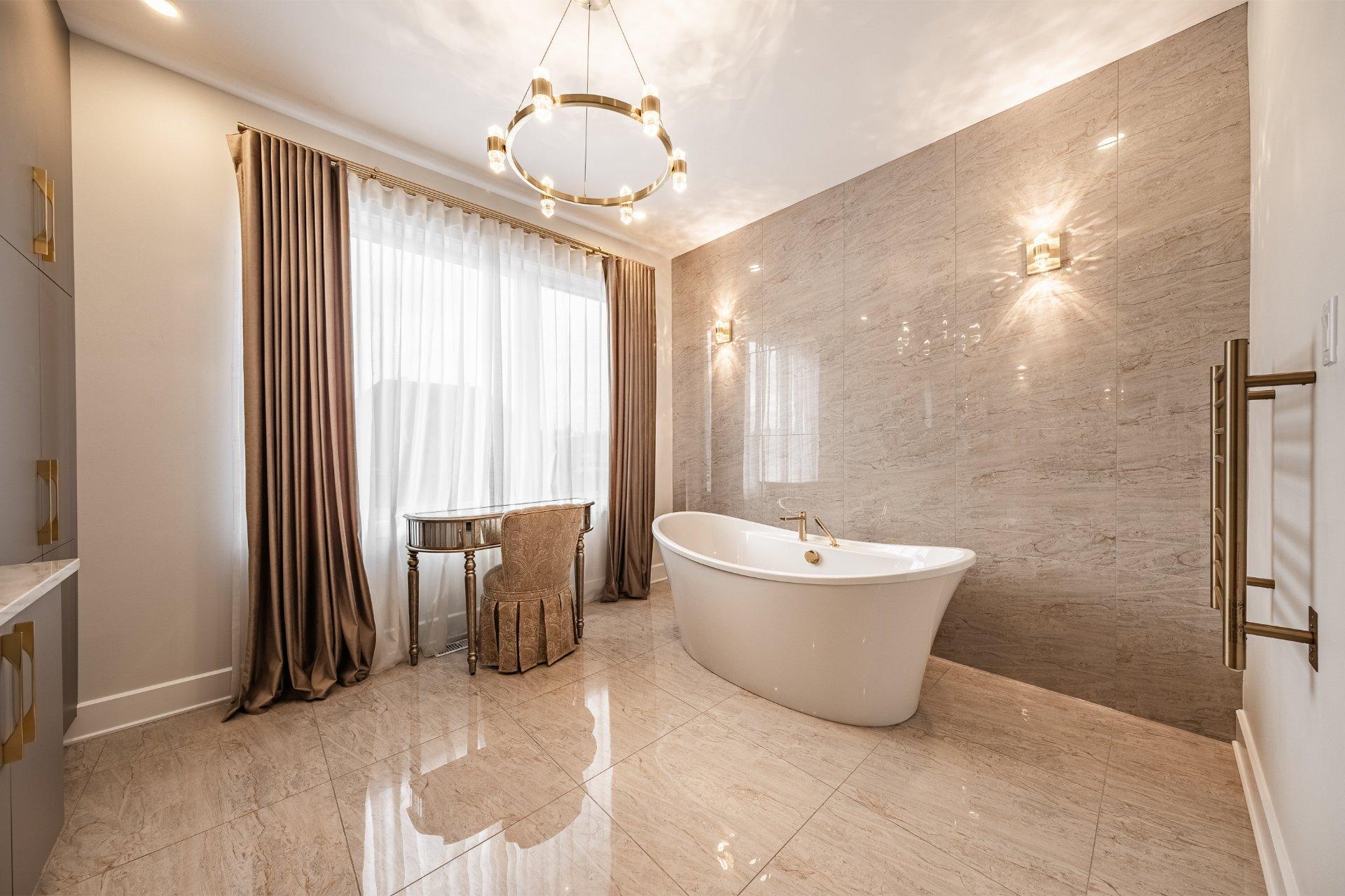 









38


Rue de l'Oiselet

,
Carignan,




QC
J3L7C3

