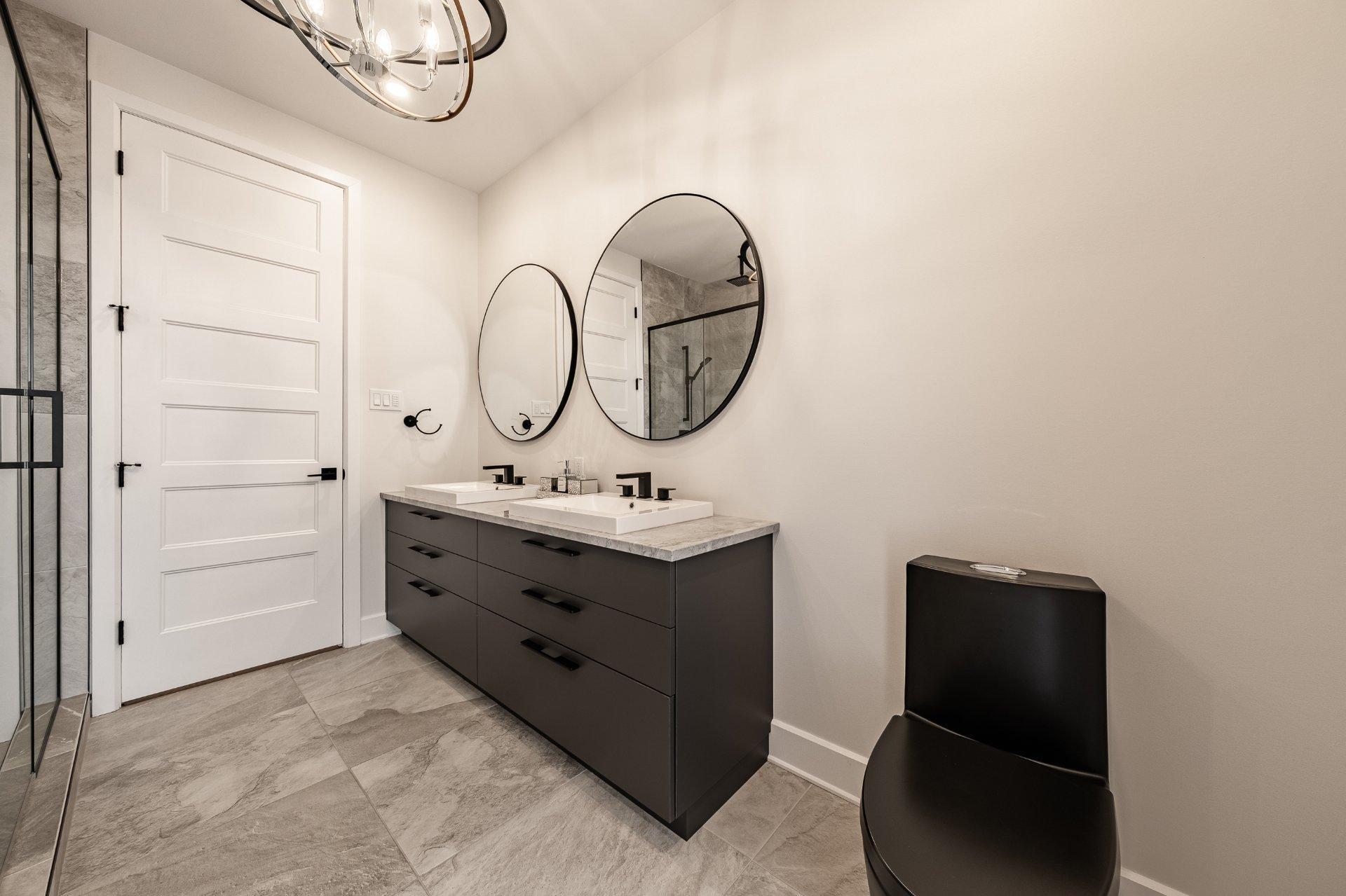 









38


Rue de l'Oiselet

,
Carignan,




QC
J3L7C3

