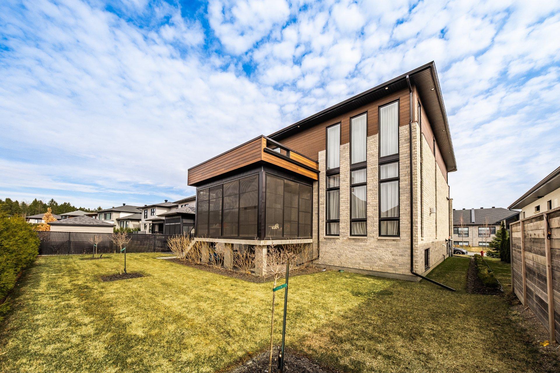 









38


Rue de l'Oiselet

,
Carignan,




QC
J3L7C3

