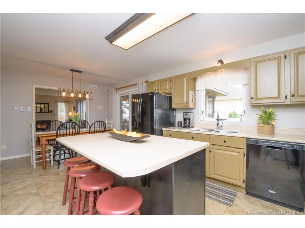 









54


Country Club

RD,
Riverview,




NB
E1B 4N6

