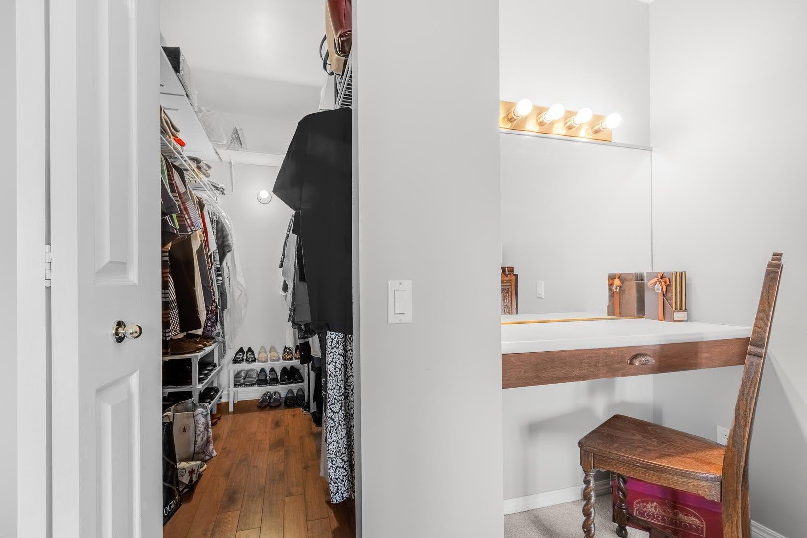 









1135


Rue Bourdages

, 5,
Québec (Les Rivières),




QC
G1M3K5

