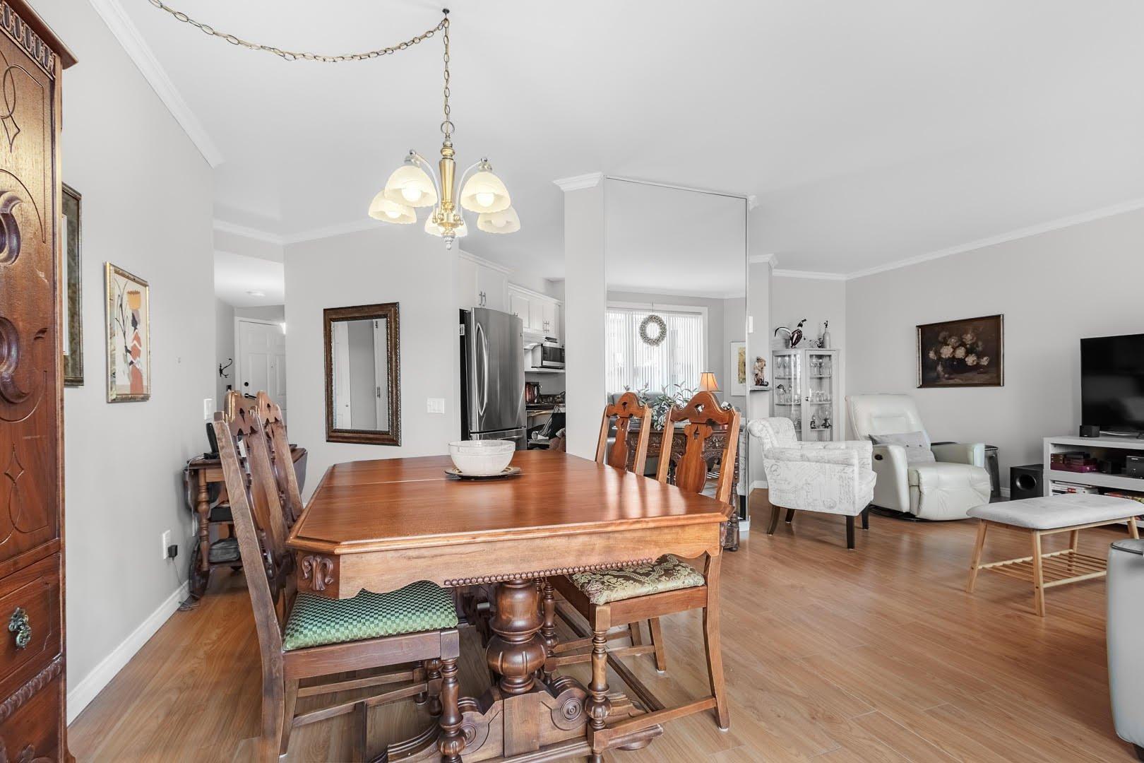 









1135


Rue Bourdages

, 5,
Québec (Les Rivières),




QC
G1M3K5

