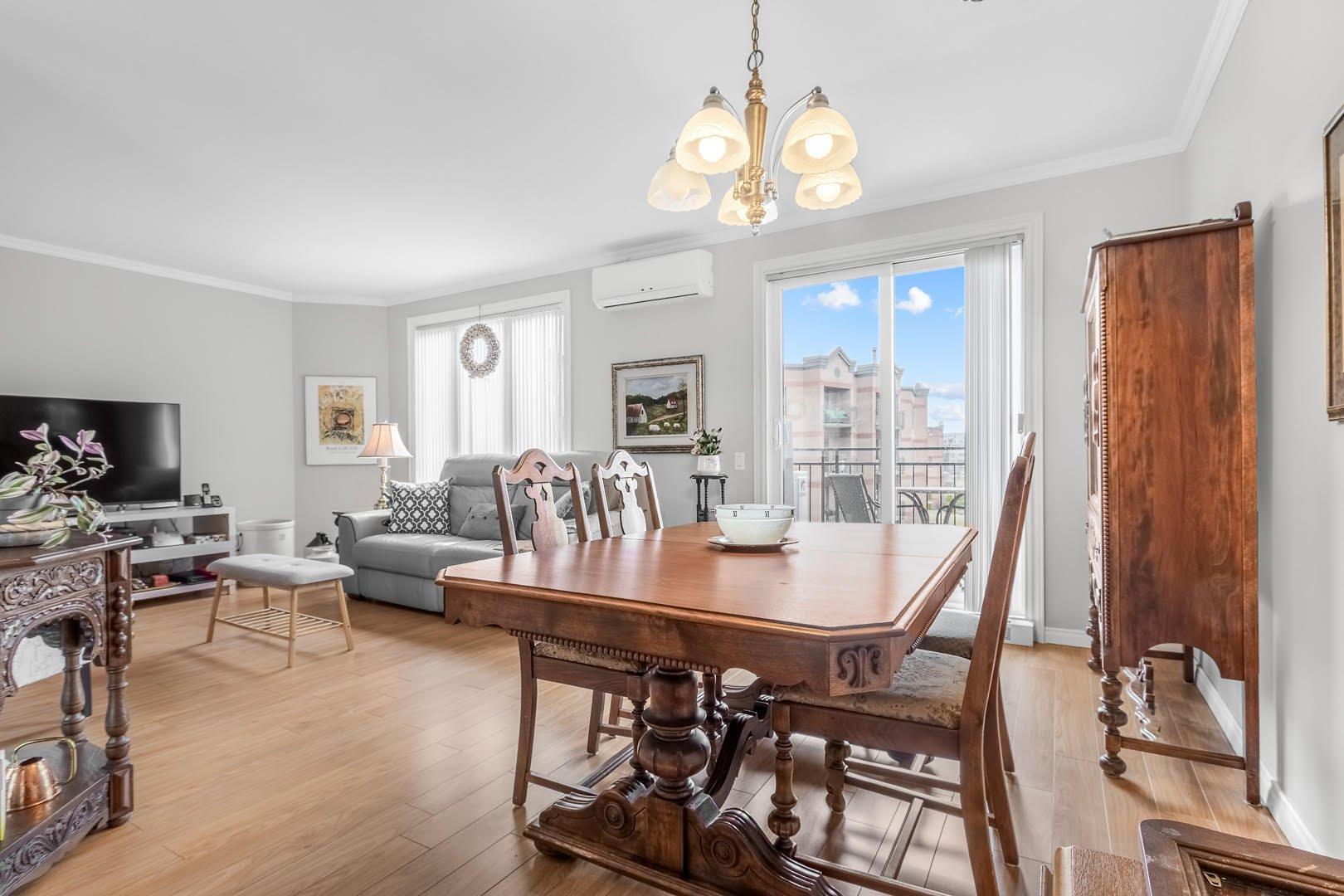 









1135


Rue Bourdages

, 5,
Québec (Les Rivières),




QC
G1M3K5

