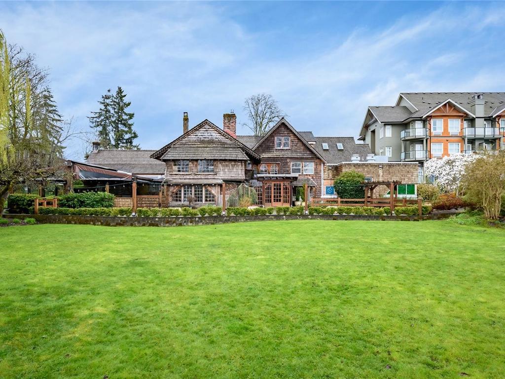 









1800


Riverside

Lane, #312B,
Courtenay,




BC
V9N 8C7

