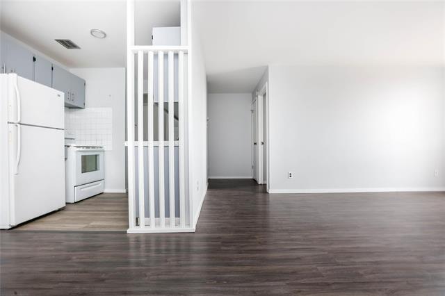 









175


Pulberry

ST, 806,
Winnipeg,




MB
R2M 3X6

