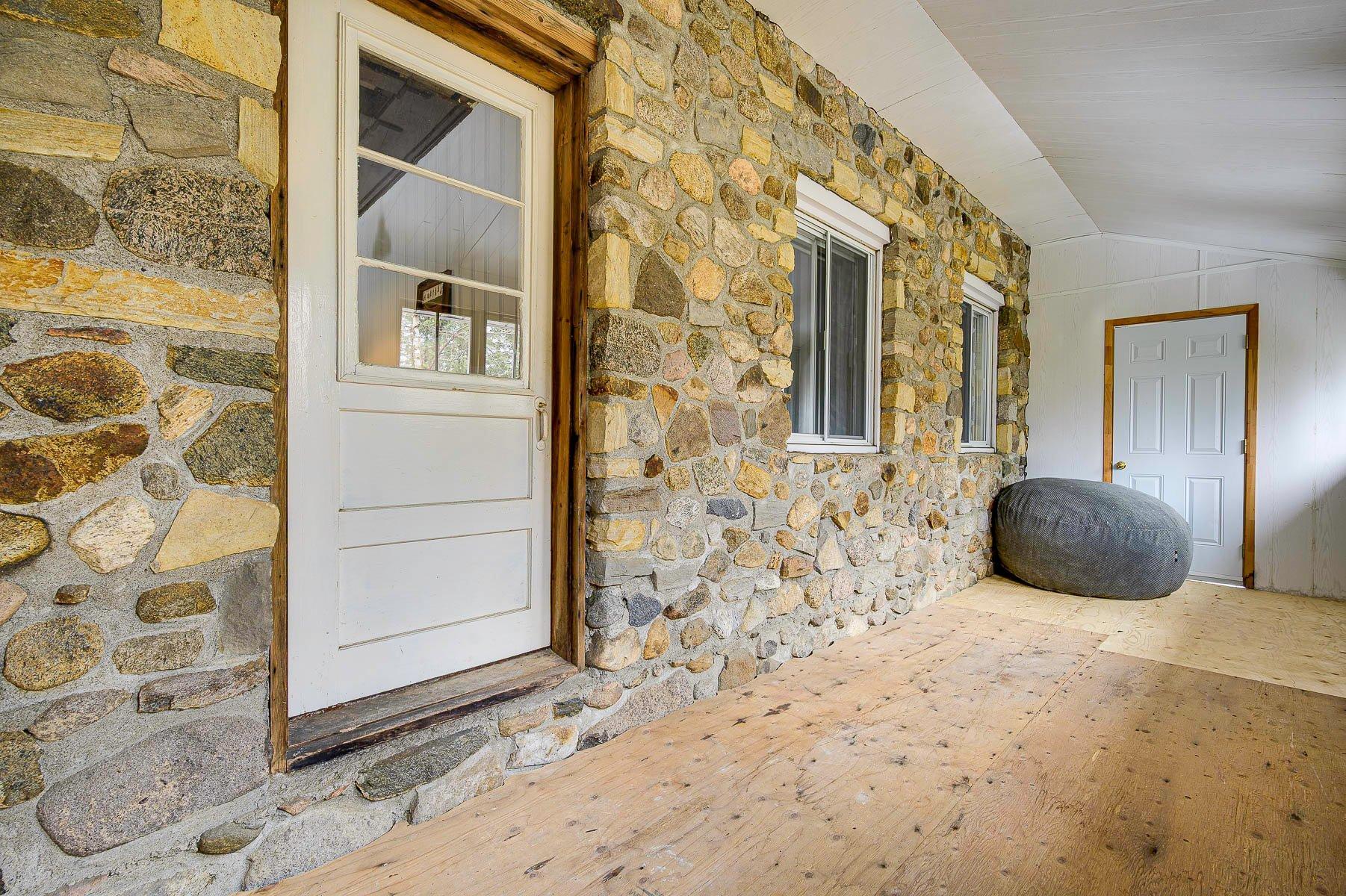 









1488


2e rue du Lac-Prévost

,
Saint-Sauveur,




QC
J0R1R1

