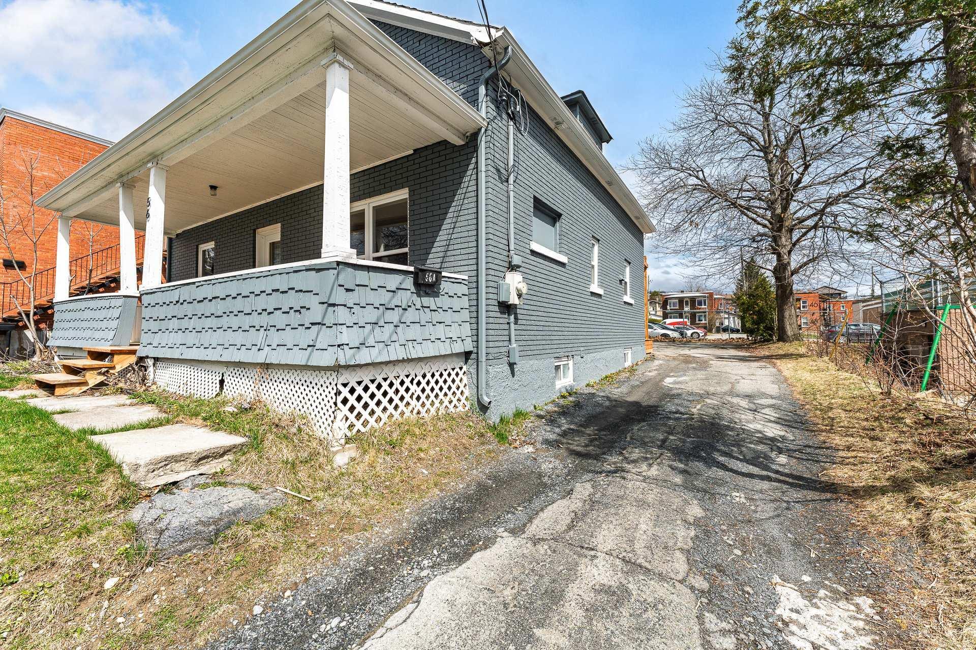 









56

 - A


10e Avenue N.

,
Sherbrooke (Fleurimont),




QC
J1E2S9

