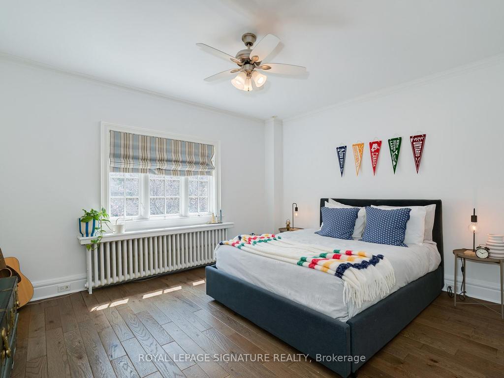 









18


Weybourne

Crescent,
Toronto,




ON
M4N 2R3

