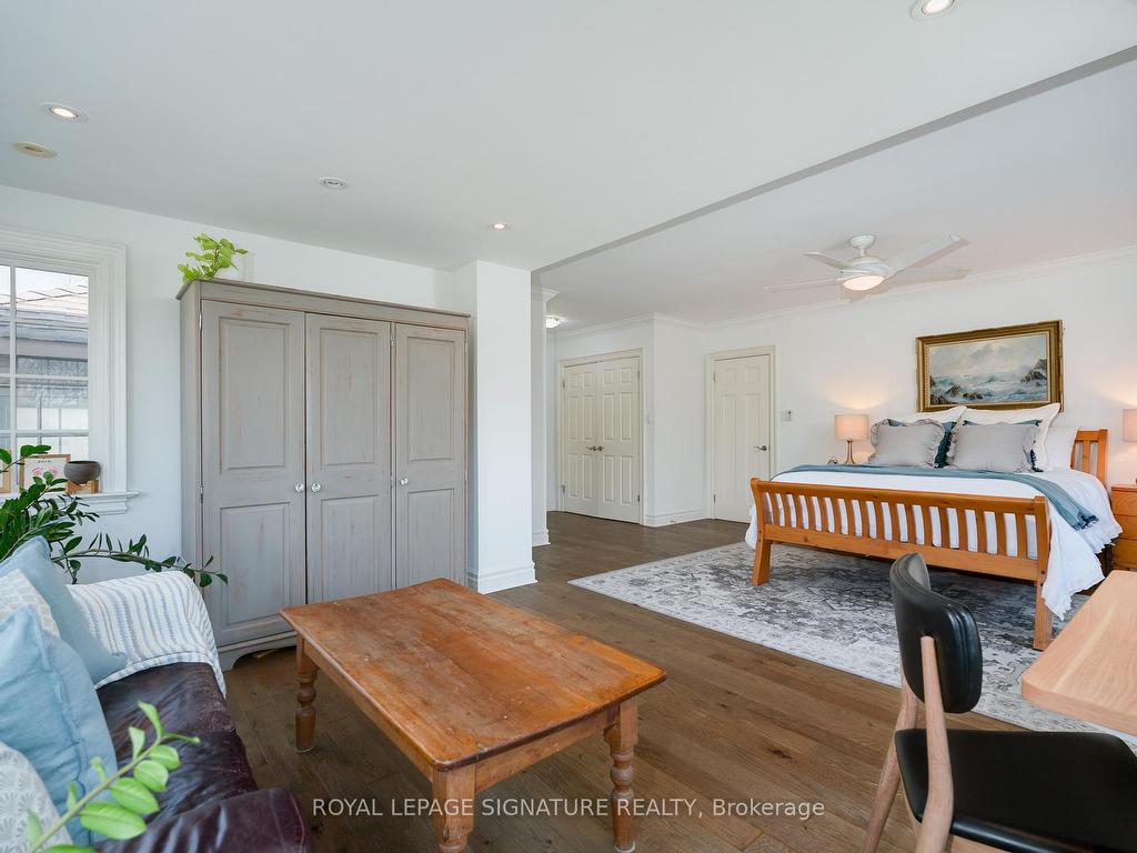 









18


Weybourne

Crescent,
Toronto,




ON
M4N 2R3

