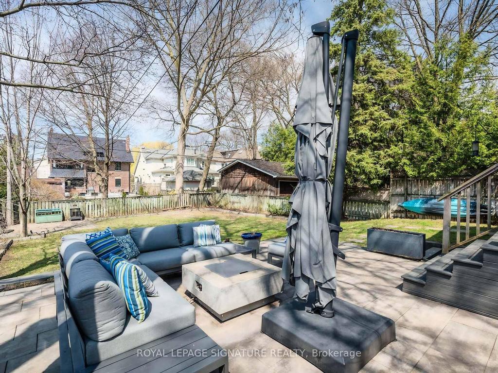 









18


Weybourne

Crescent,
Toronto,




ON
M4N 2R3

