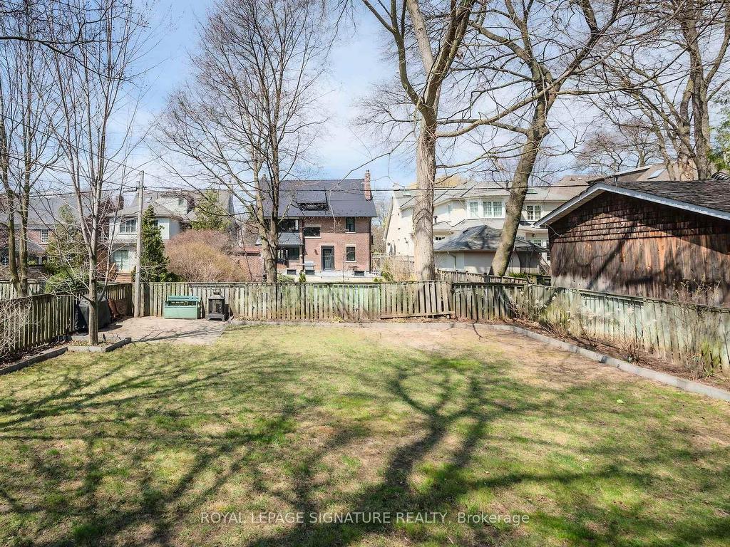 









18


Weybourne

Crescent,
Toronto,




ON
M4N 2R3

