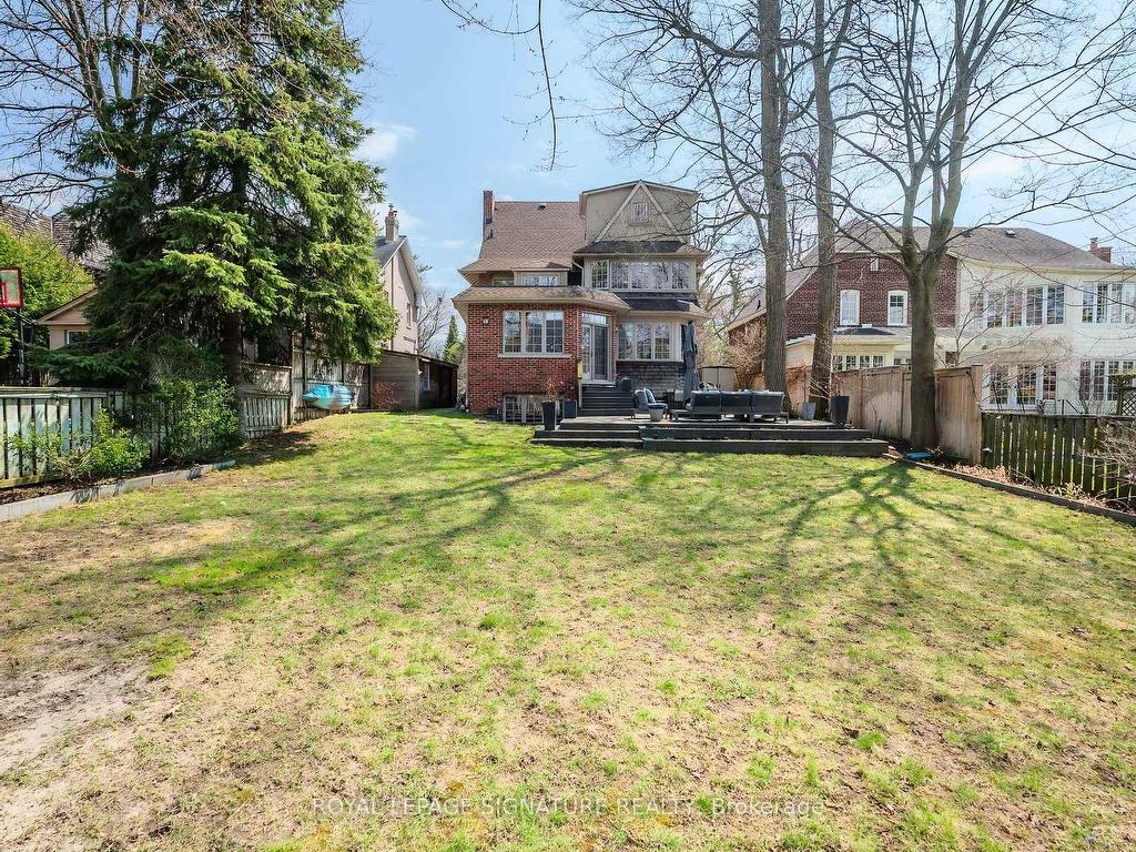 









18


Weybourne

Crescent,
Toronto,




ON
M4N 2R3

