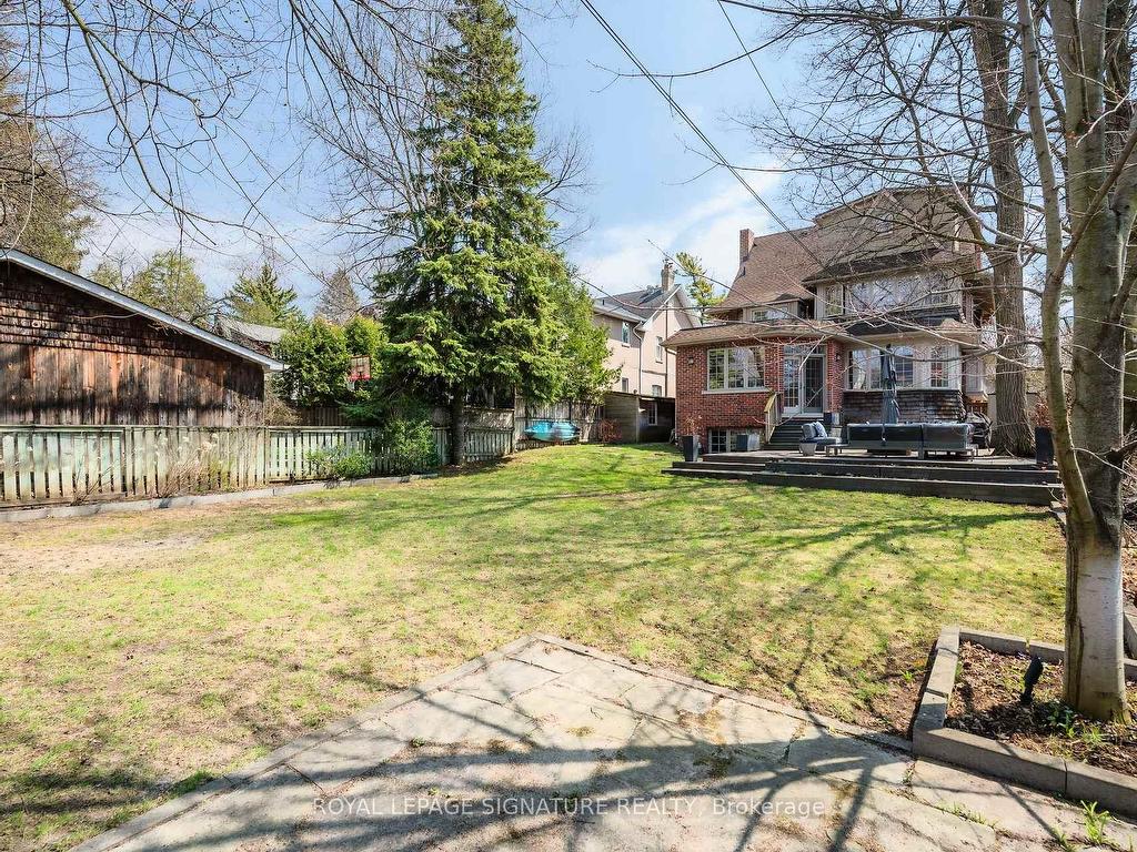 









18


Weybourne

Crescent,
Toronto,




ON
M4N 2R3

