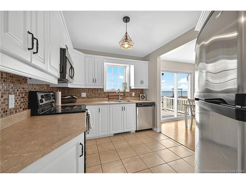 









657


Baie

,
Beresford,




NB
E8K 1X3

