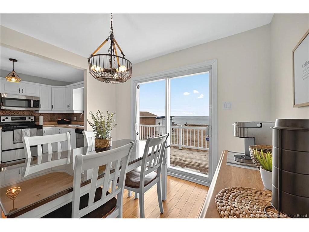 









657


Baie

,
Beresford,




NB
E8K 1X3

