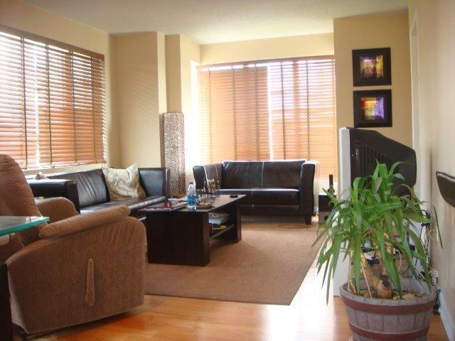 









1280


Rue St-Jacques

, 802,
Montréal (Ville-Marie),




QC
H3C0G3

