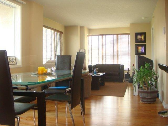 









1280


Rue St-Jacques

, 802,
Montréal (Ville-Marie),




QC
H3C0G3


