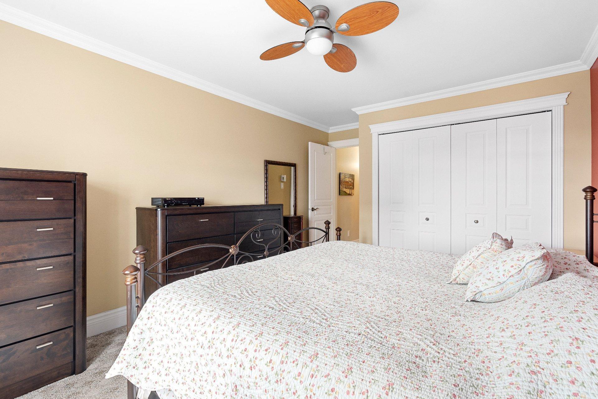 









6050


Rue Le Mesnil

, 208,
Québec (Les Rivières),




QC
G2K0A2

