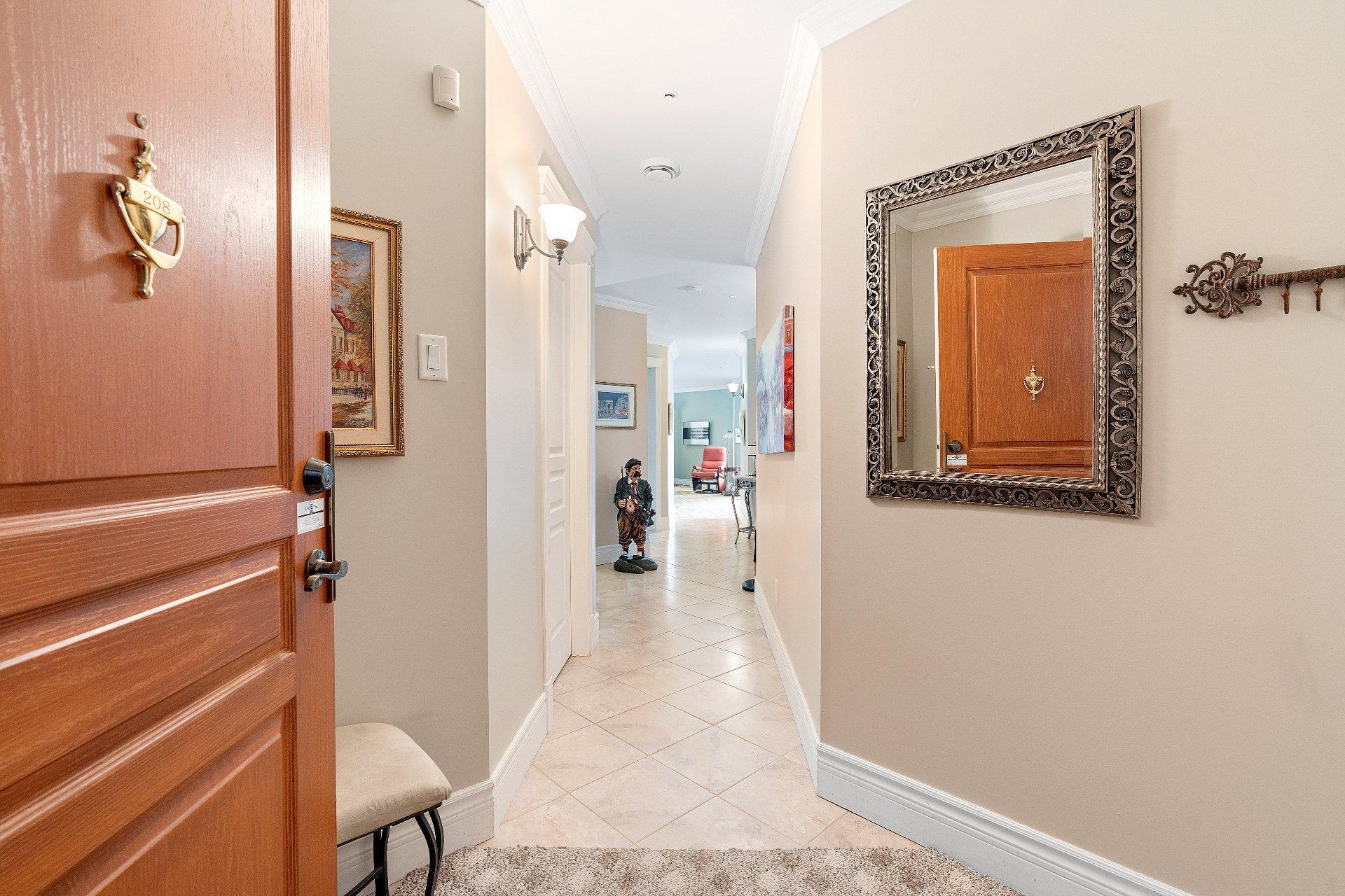 









6050


Rue Le Mesnil

, 208,
Québec (Les Rivières),




QC
G2K0A2

